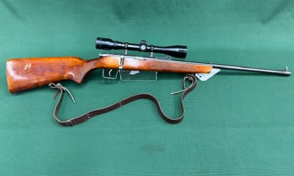 .22 TOZ MODEL ''14'' BOLT ACTION BLUED WOOD FITTED WITH 4X40 TASCO SCOPE - NO MAG !!!