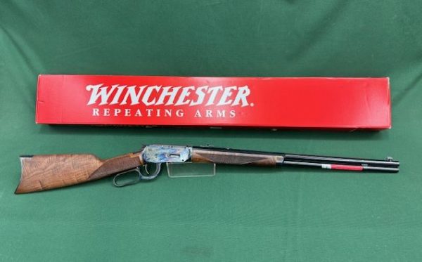 .30-30 WINCHESTER MODEL ''1894'' DELUXE CCH / WALNUT 24'' LEVER ACTION 8RND TUBE MAG