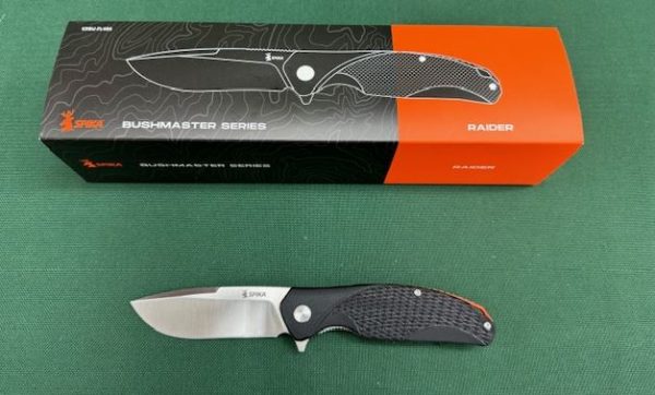 KNIFE SPIKA BUSHMASTER RAIDER FOLDER STAINLESS BLACK HANDLE 8.5CM BLACK NYLON POUCH (EDC)