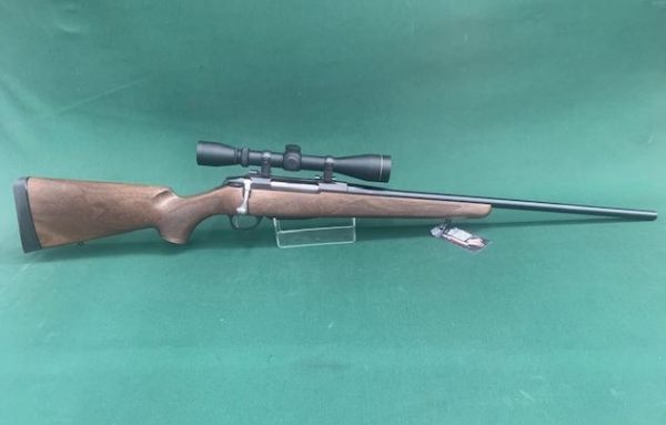 .243 TIKKA MODEL ''T3X'' HUNTER BLUED WOOD FITTED WITH 3-9X40 LEUPOLD SCOPE - AS NEW !!!