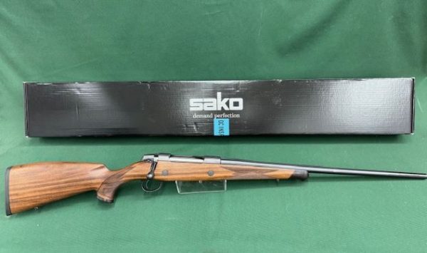 .7MM REM MAG SAKO90 BAVARIAN BLUED WALNUT 24'' BARREL NO SIGHTS SET TRIGGER