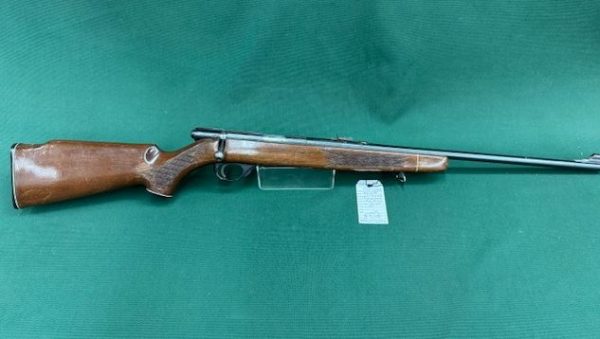 .22 MAG STIRLING MODEL ''15'' BLUED WOOD 22'' BARREL (NO MAGAZINE)