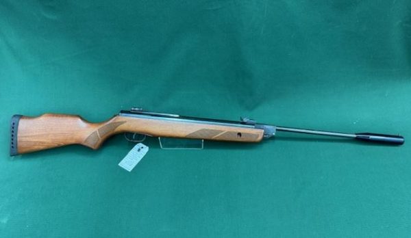 .22 A/RIFLE GAMO ''HUNTER 1250'' BLUED WOOD - GOOD CONDITION !!!